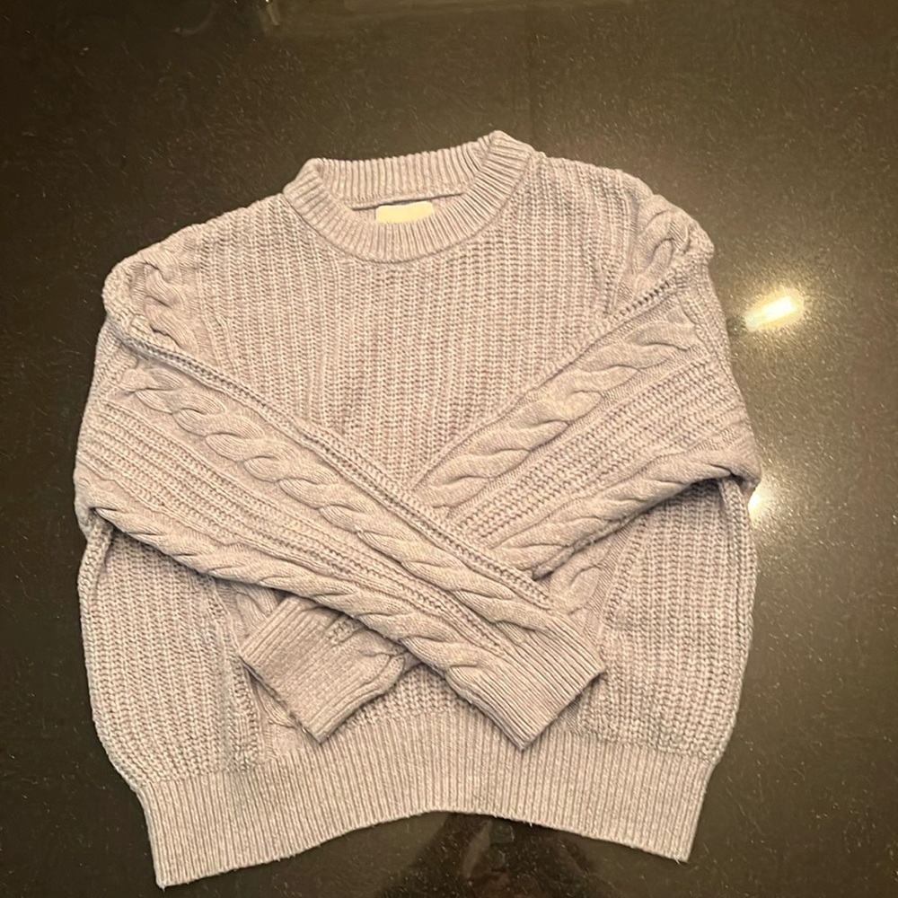 Abercrombie & Fitch knit sweater. Size M
